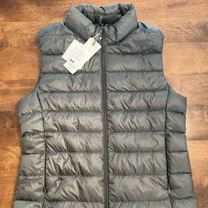 NWT Uniqlo - Women’s Ultra Light Down Vest